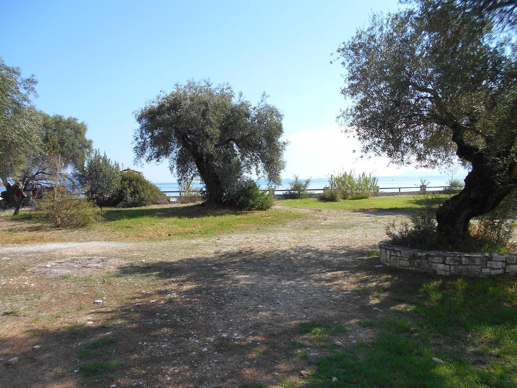 Lukia Barbati Mare Villa Kültér fotó