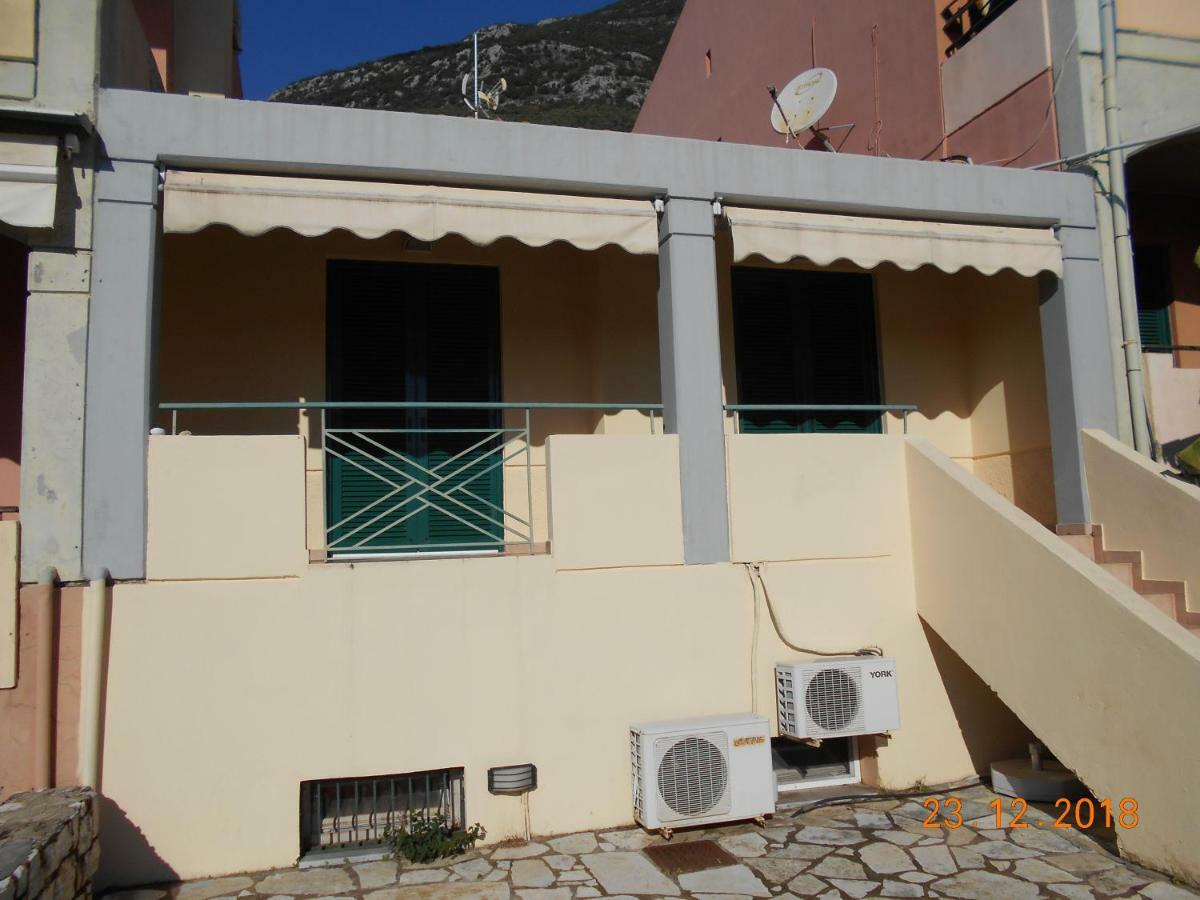 Lukia Barbati Mare Villa Kültér fotó